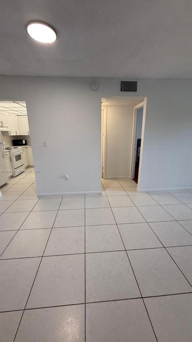 17530 NW 68th Ave, Unit C3010, Hialeah, FL 33015 Photo