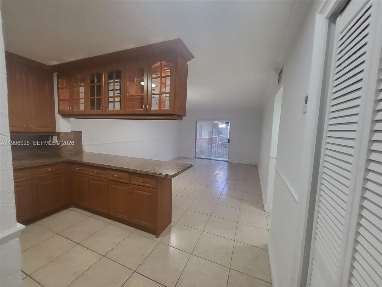 1275 W 35th St, Unit 29B, Hialeah, FL 33012 Photo