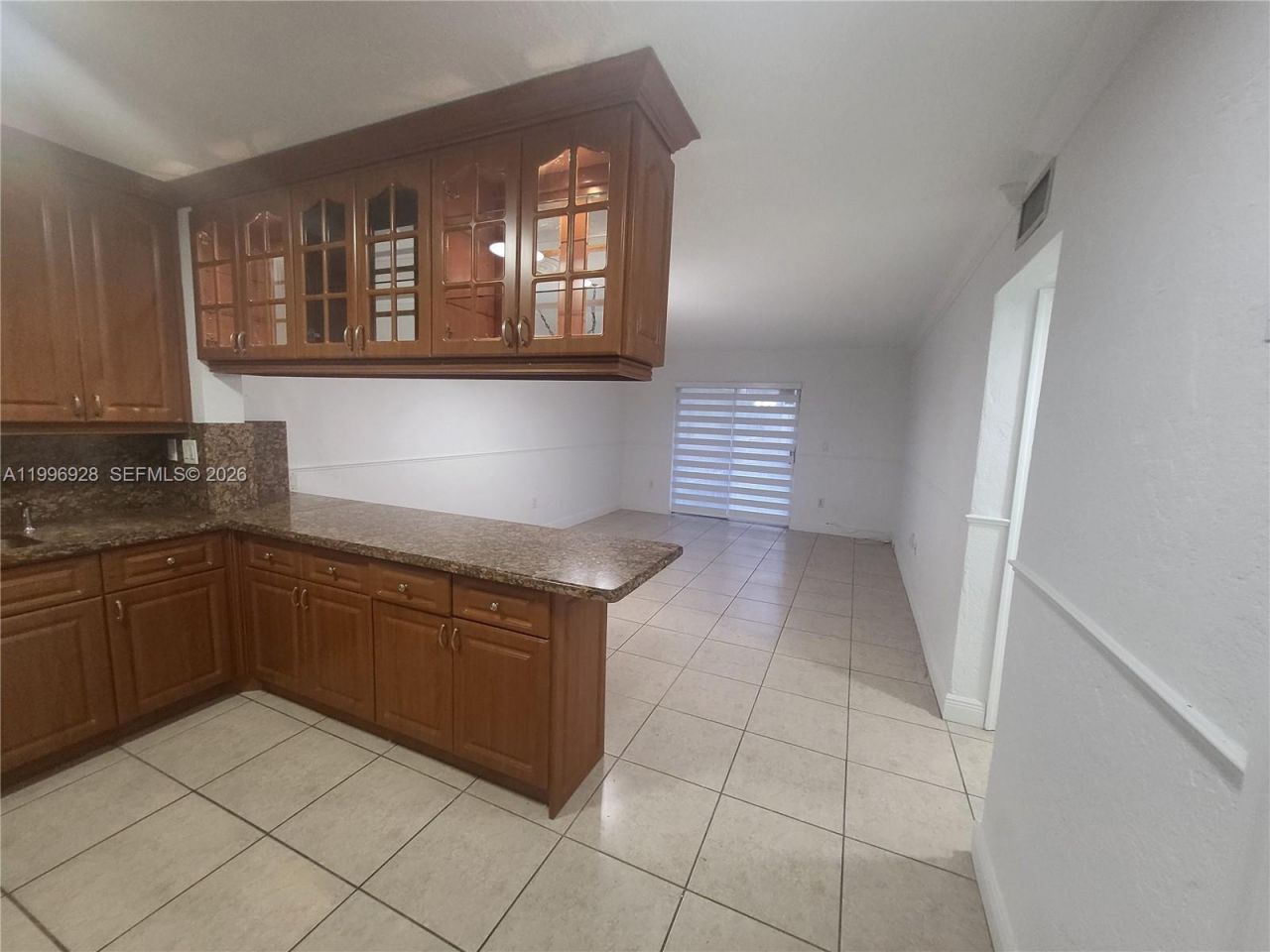 1275 W 35th St, Unit 29B, Hialeah, FL 33012 Photo