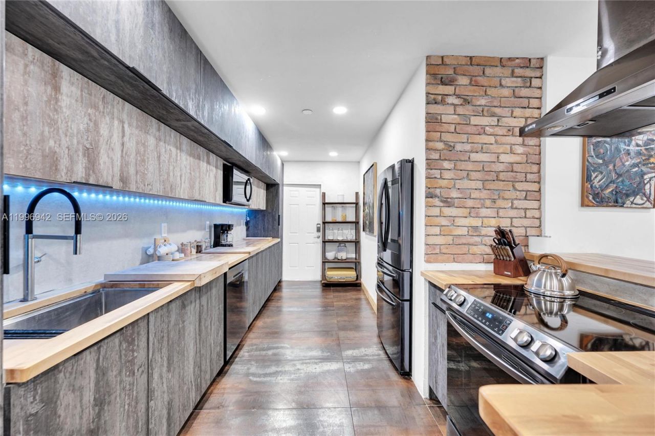 9000 NW 12th Ave , Miami, FL 33150 Photo