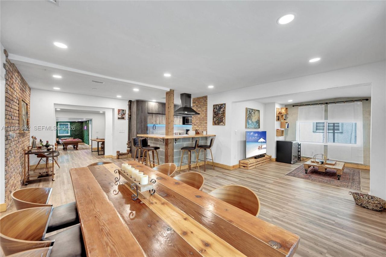 9000 NW 12th Ave , Miami, FL 33150 Photo