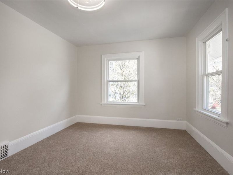 92 E Ido Avenue, Akron, OH 44301 Photo 14