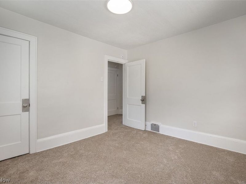 92 E Ido Avenue, Akron, OH 44301 Photo 18