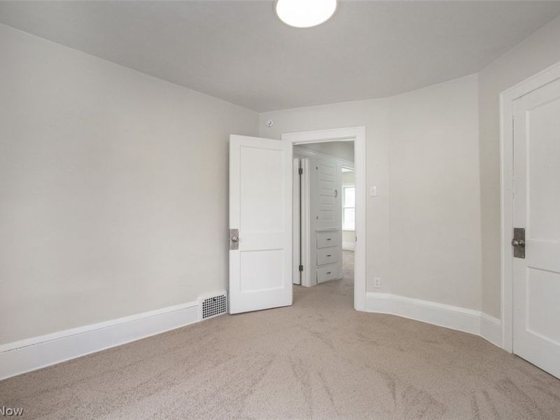 92 E Ido Avenue, Akron, OH 44301 Photo 20