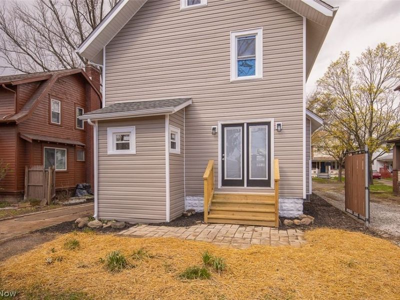 92 E Ido Avenue, Akron, OH 44301 Photo 24