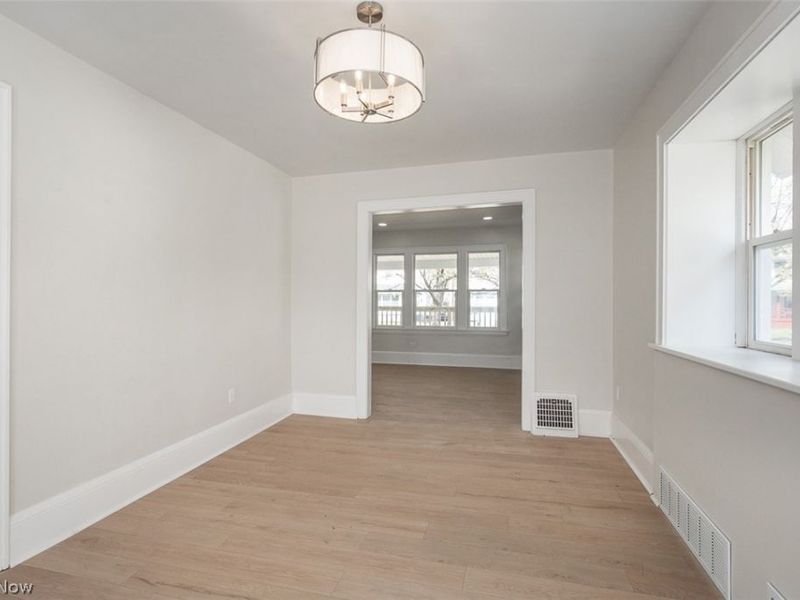 92 E Ido Avenue, Akron, OH 44301 Photo 7