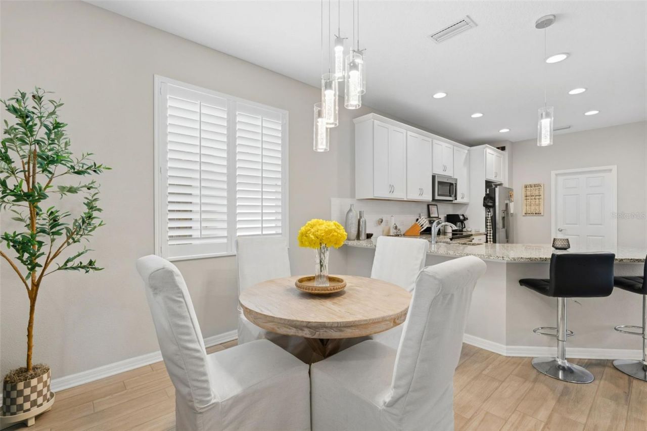 6017 Amberly Drive, Bradenton, FL 34208 Photo