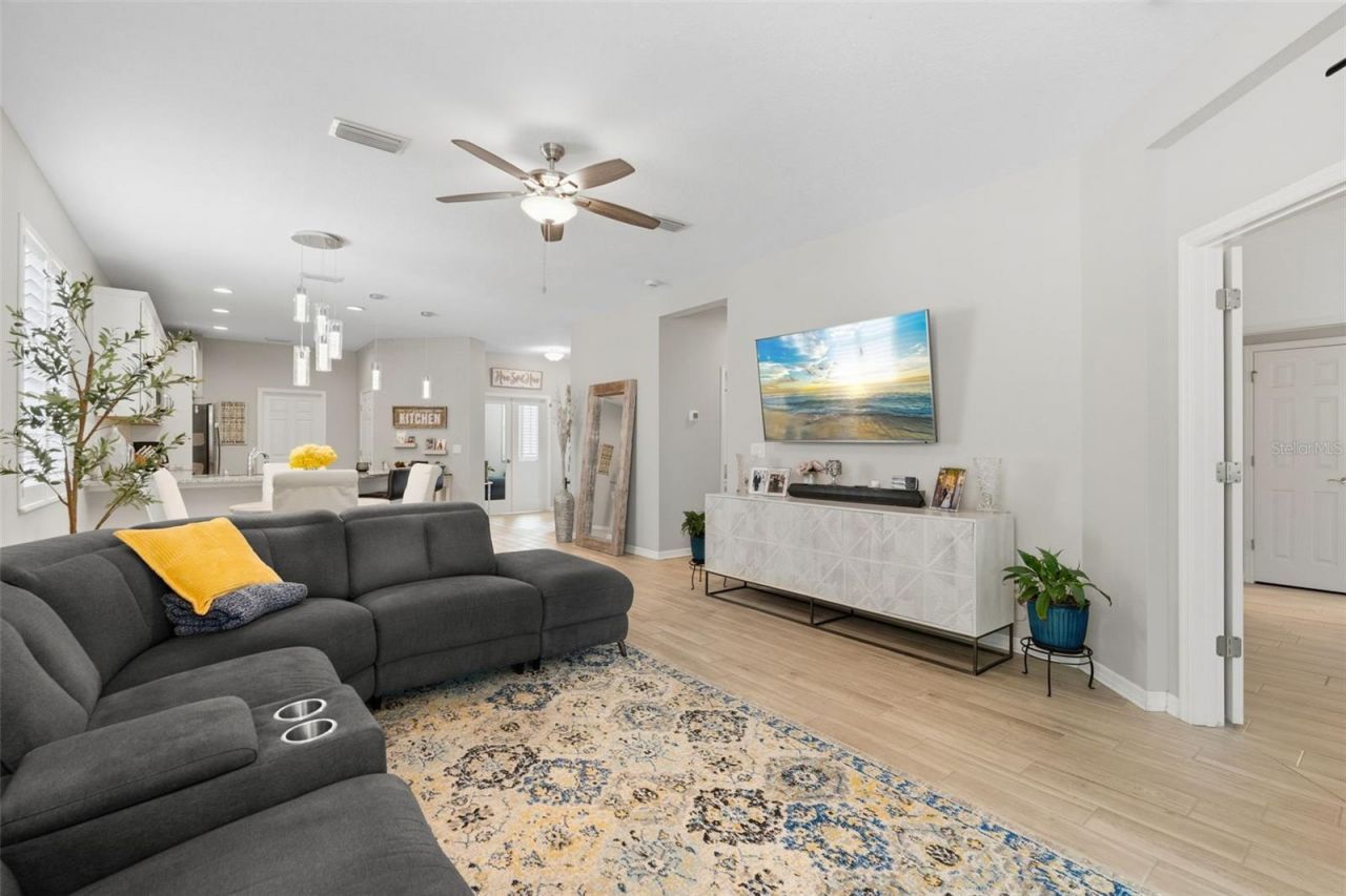 6017 Amberly Drive, Bradenton, FL 34208 Photo