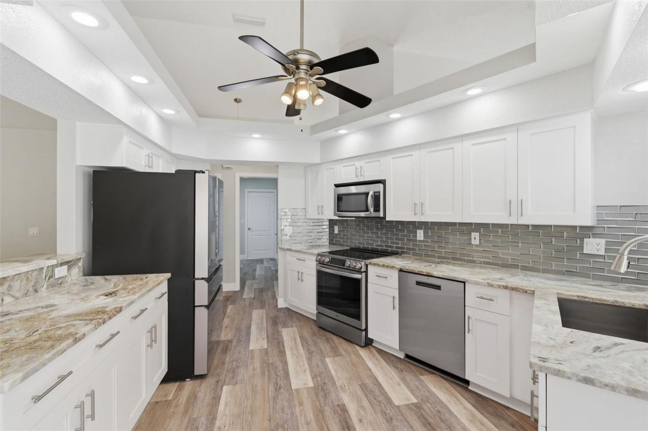 18143 Winding Oaks Boulevard, Hudson, FL 34667 Photo