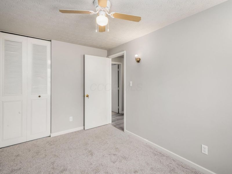 2621 Ipswick Circle, Columbus, OH 43224 Photo 19