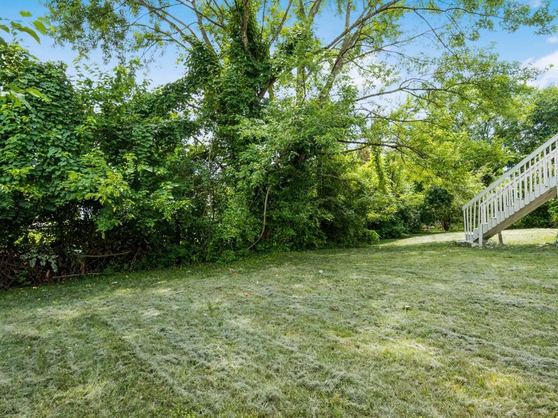 2621 Ipswick Circle, Columbus, OH 43224 Photo 29