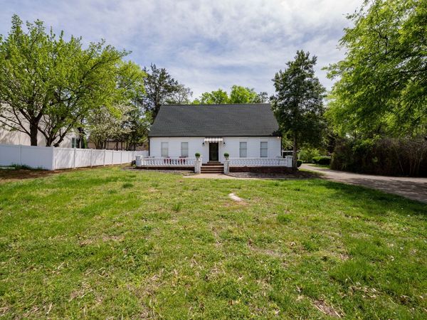 2866 N Thompson Ln , Murfreesboro, TN 37129