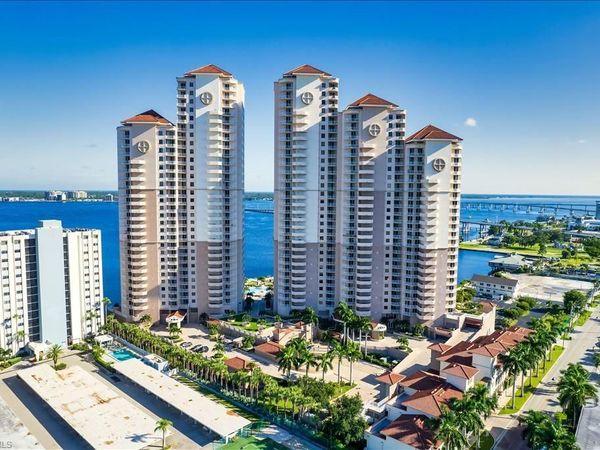 2104 W 1st ST, Unit 1004, FORT MYERS, FL 33901