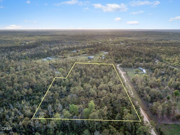 XXX Wisteria Lane , Chipley, FL 32428