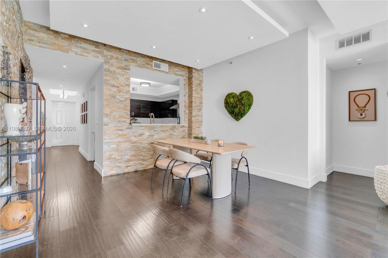 3340 NE 190th St, Unit 1305, Aventura, FL 33180 Photo