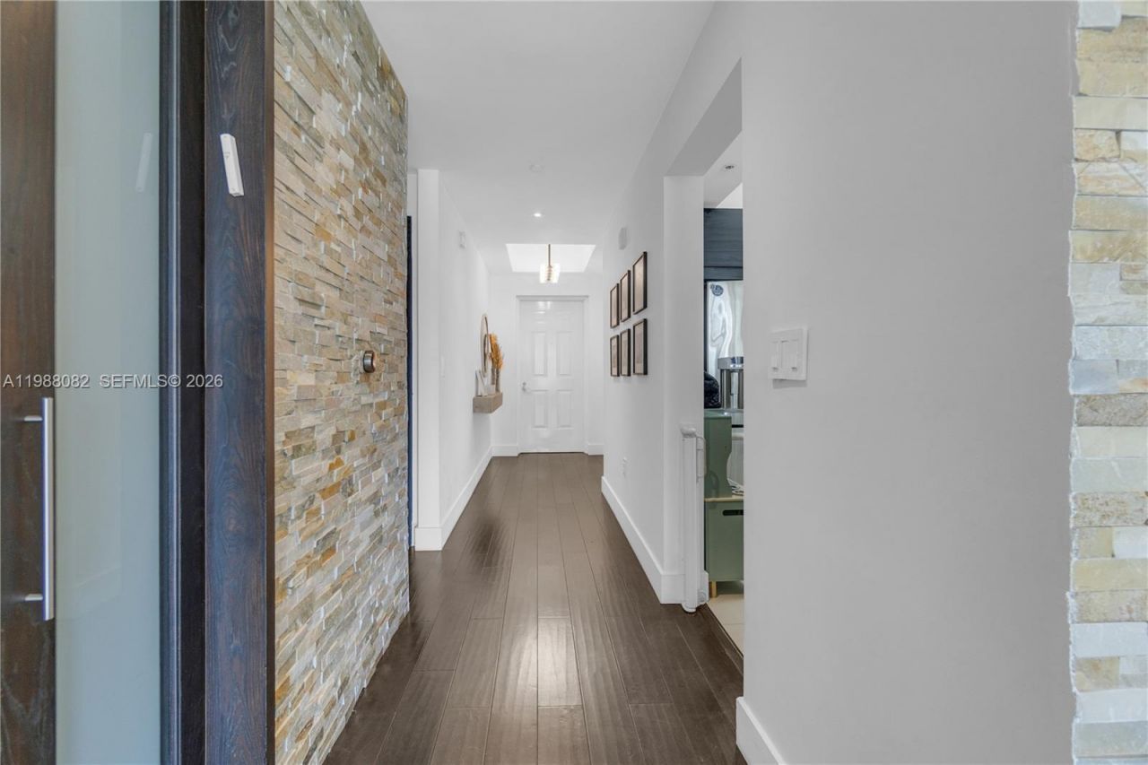 3340 NE 190th St, Unit 1305, Aventura, FL 33180 Photo