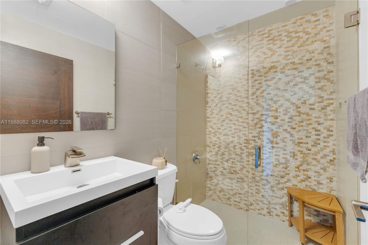 3340 NE 190th St, Unit 1305, Aventura, FL 33180 Photo