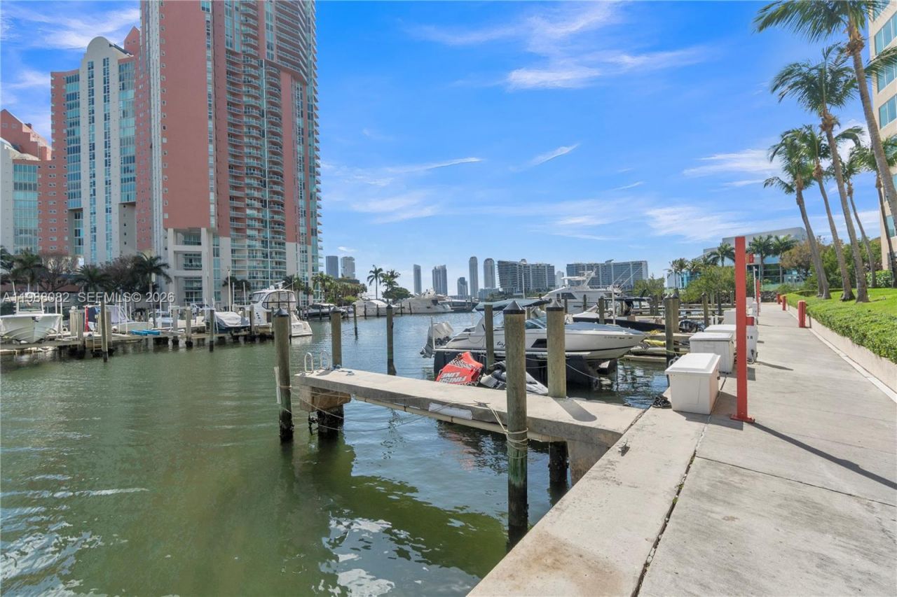 3340 NE 190th St, Unit 1305, Aventura, FL 33180 Photo