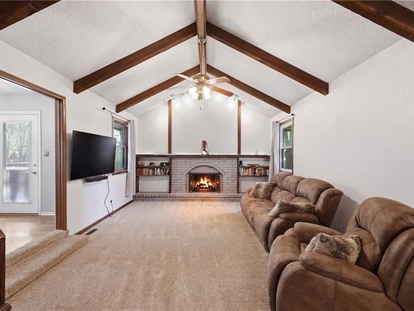 3608 NE Grant Street, Lee's Summit, MO 64064