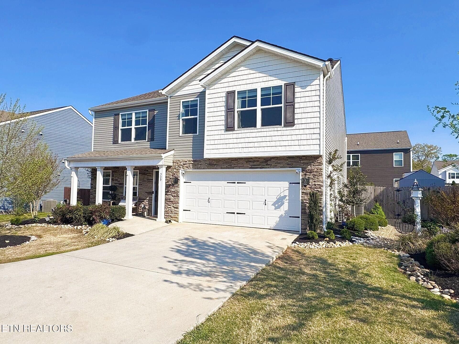 509 Creek Bridge Way, Maryville, TN 37804 Main Photo