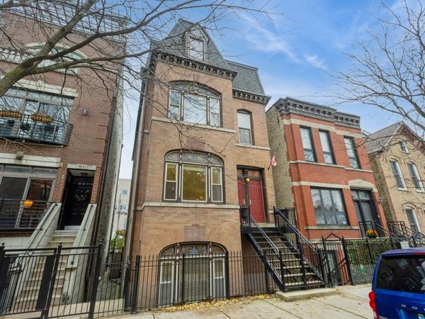 1643 W Julian Street, Chicago, IL 60622