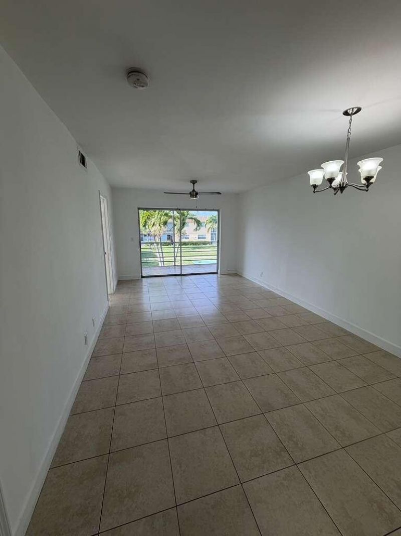 9851 Sandalfoot Boulevard, Unit 220, Boca Raton, FL 33428 Photo