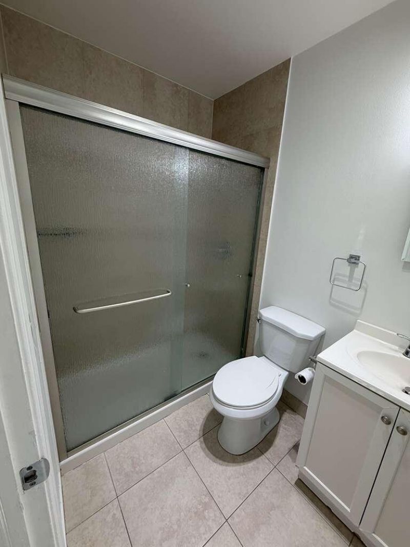 9851 Sandalfoot Boulevard, Unit 220, Boca Raton, FL 33428 Photo