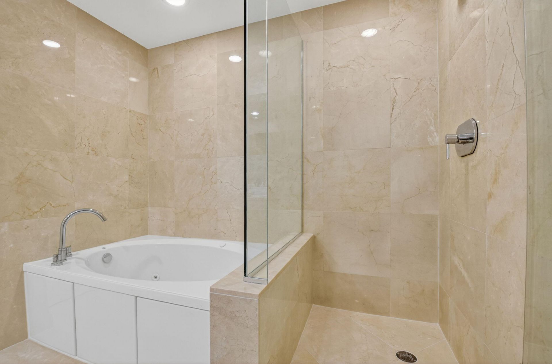 550 Okeechobee Boulevard, Unit 720, West Palm Beach, FL 33401 Photo