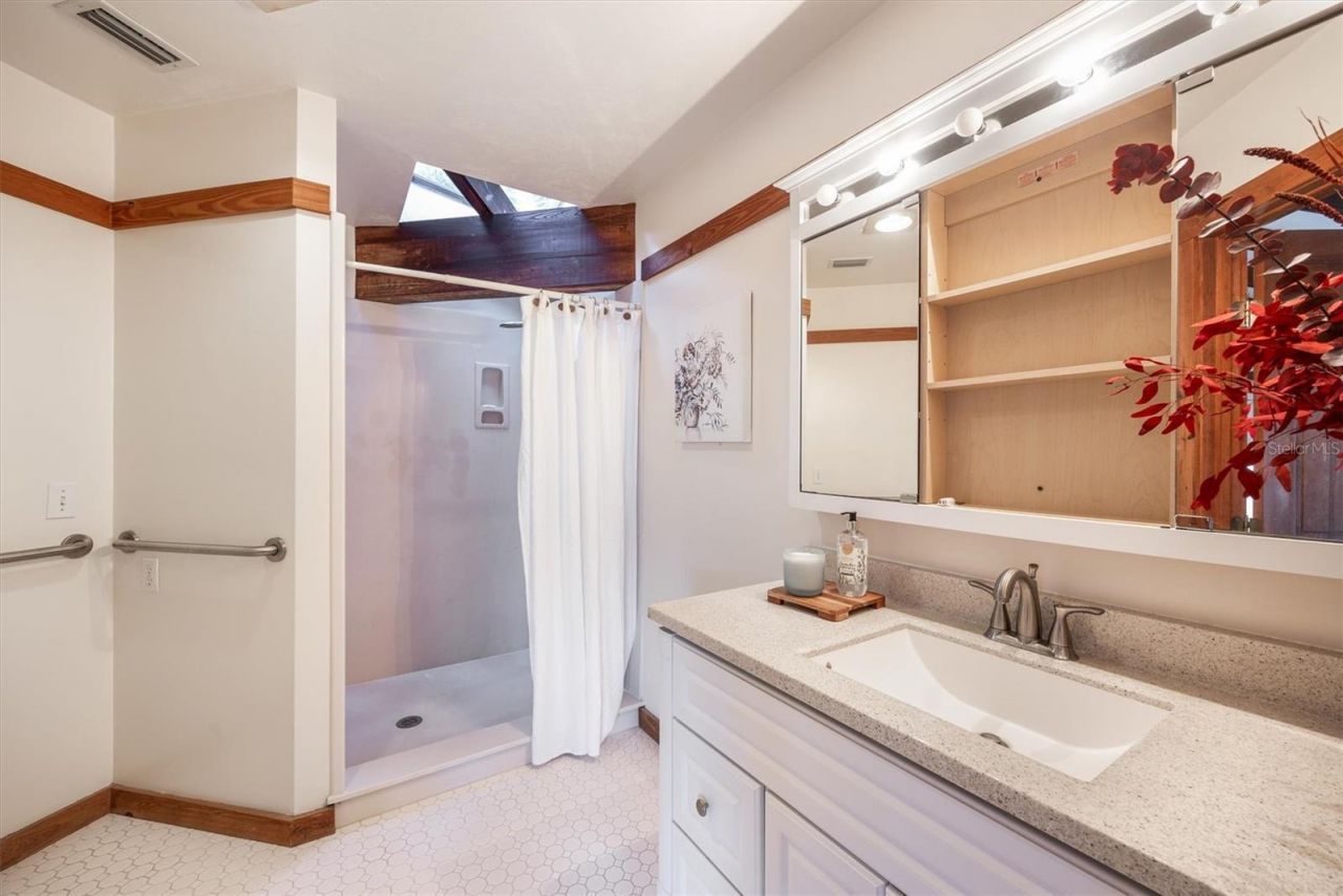 25608 Devonia Street , Melrose, FL 32666 Photo