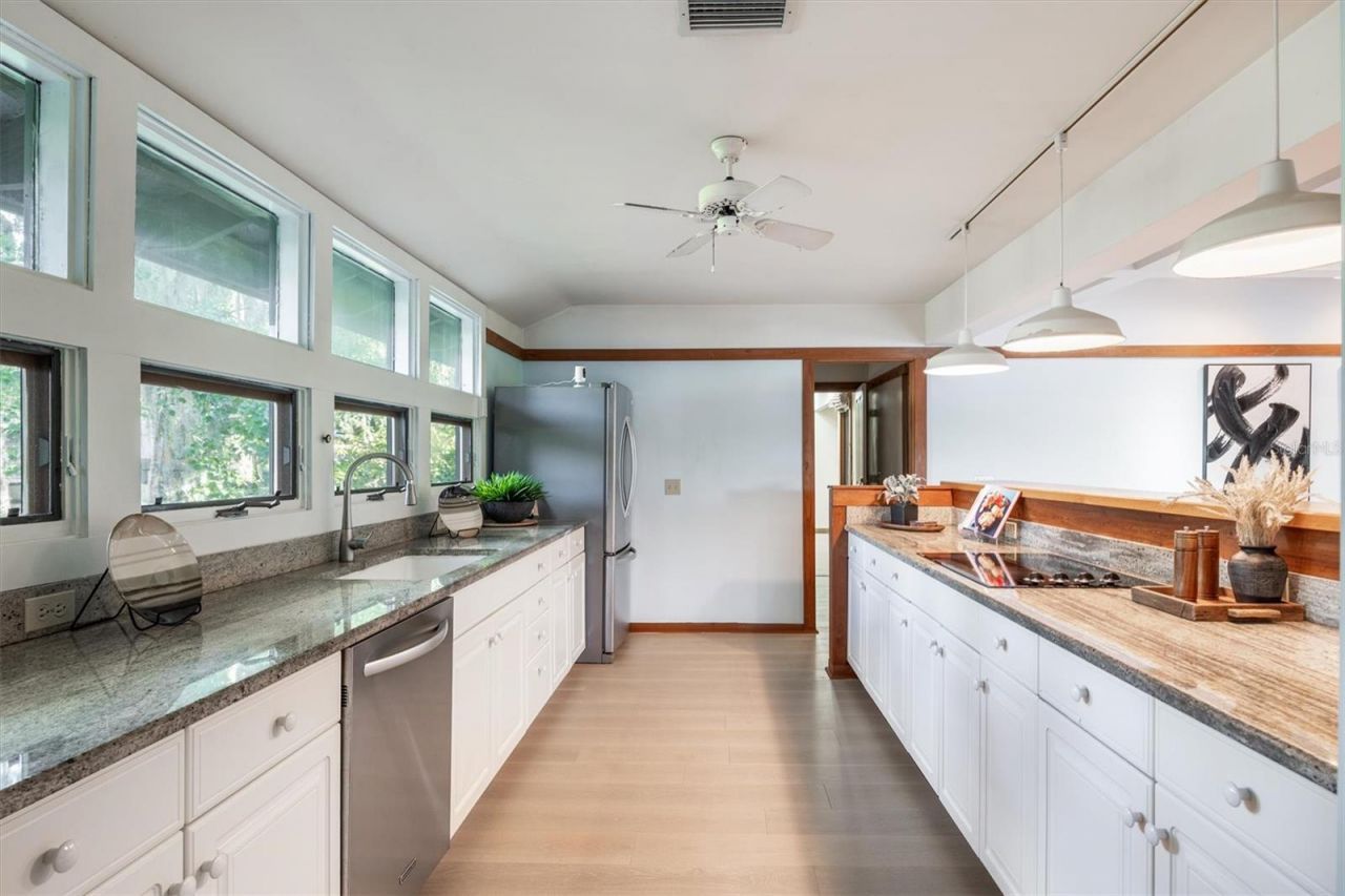 25608 Devonia Street , Melrose, FL 32666 Photo