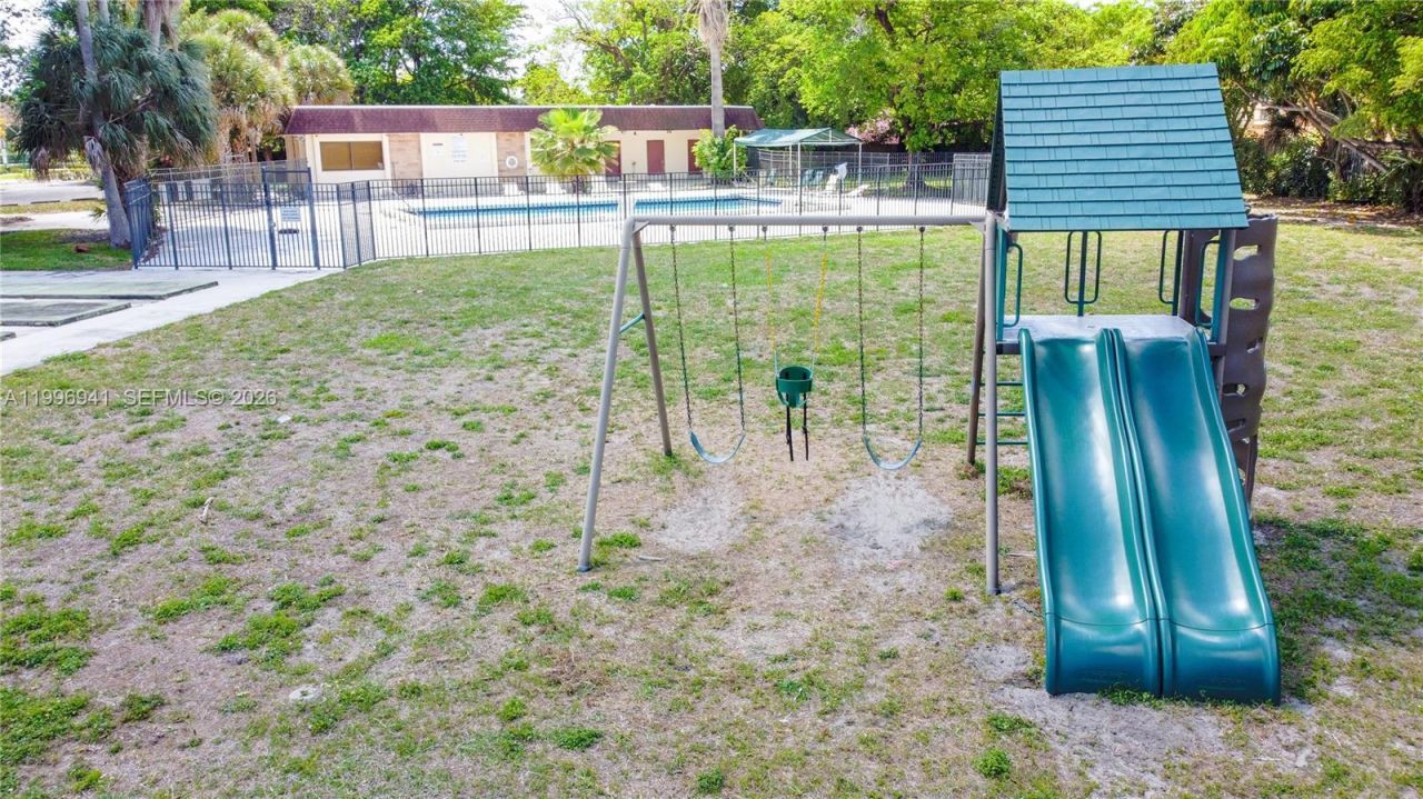 3900 NW 76th Ave, Unit 212, Sunrise, FL 33351 Photo