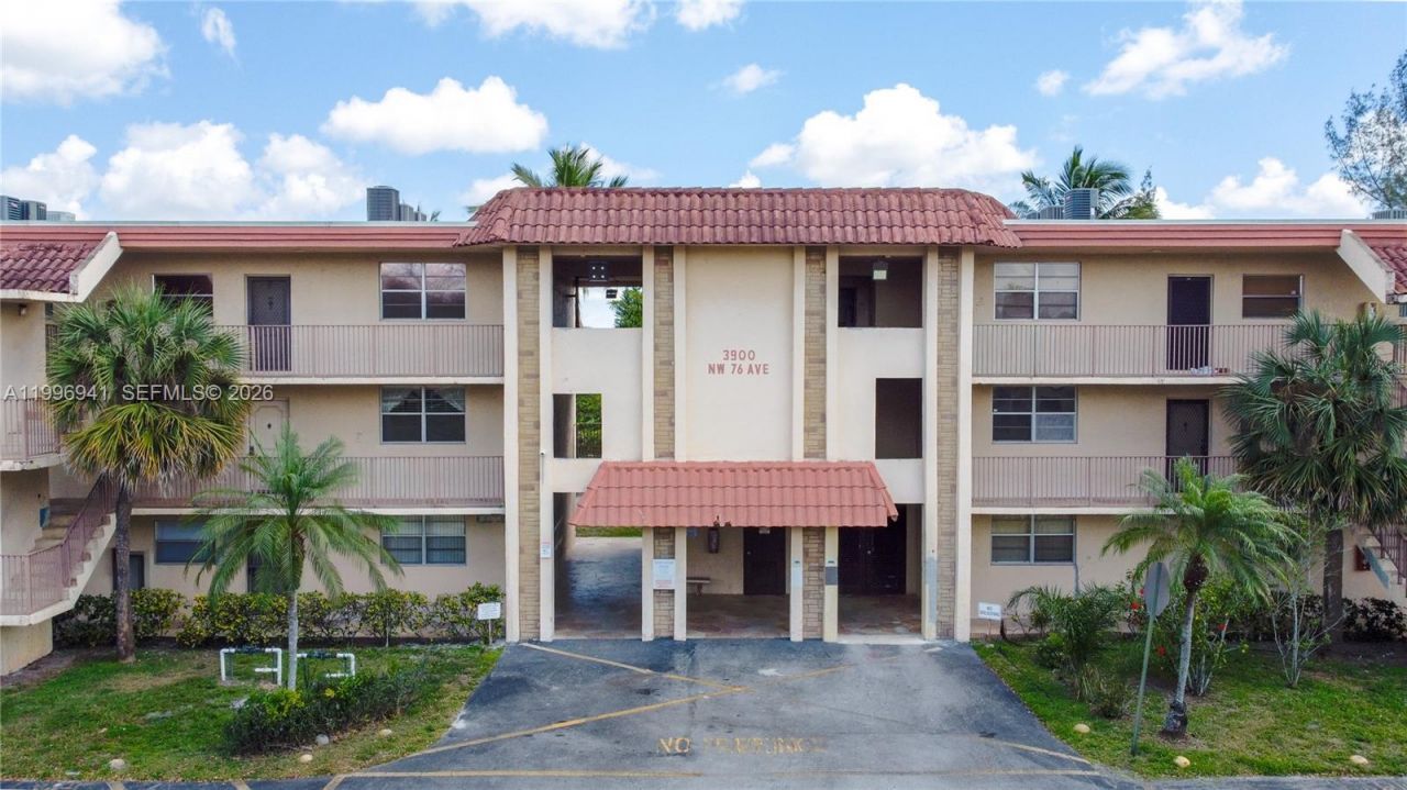 3900 NW 76th Ave, Unit 212, Sunrise, FL 33351 Photo