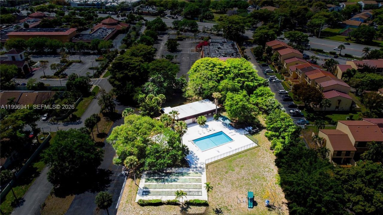 3900 NW 76th Ave, Unit 212, Sunrise, FL 33351 Photo