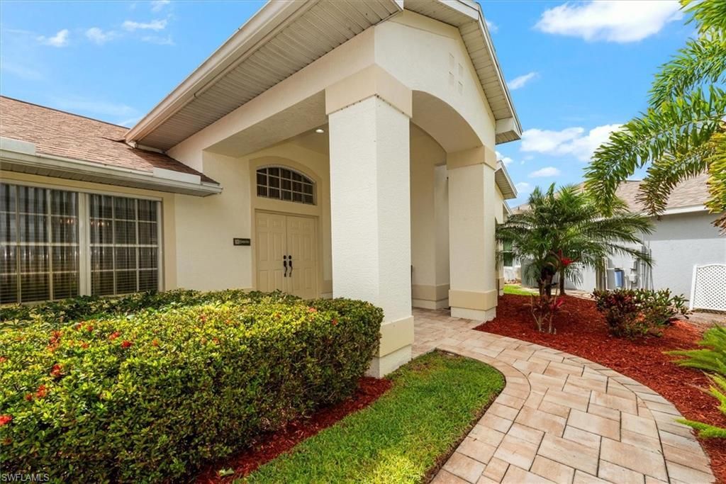 9241 Bramble Ct, Fort Myers, FL 33919 Photo