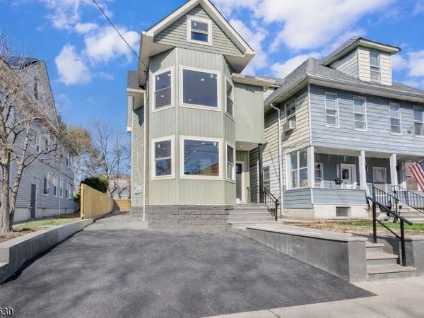 249 Hillside Ave, Leonia, NJ 07605