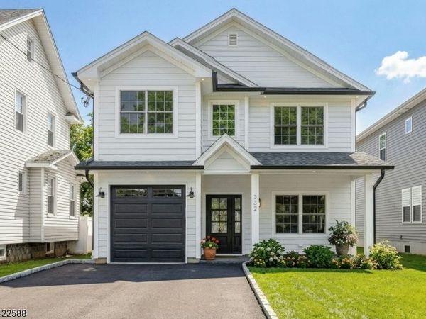 332 Pershing Ave, Roselle Park, NJ 07204