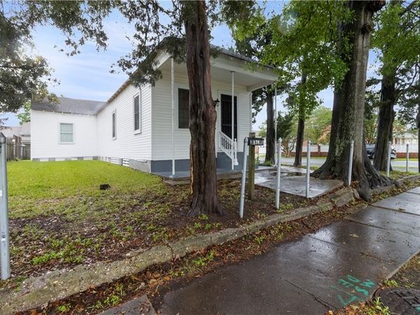 838 JEFFERSON Street, Gretna, LA 70053