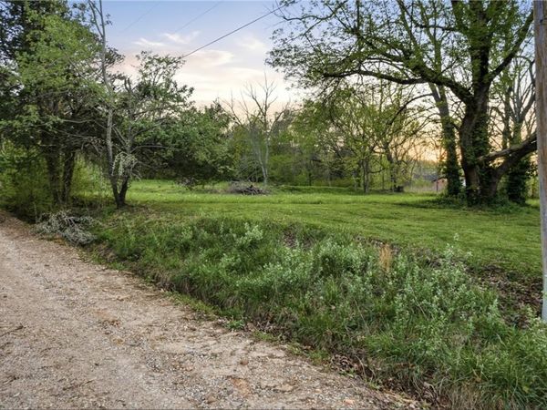 231 Madison , Elkins, AR 72721