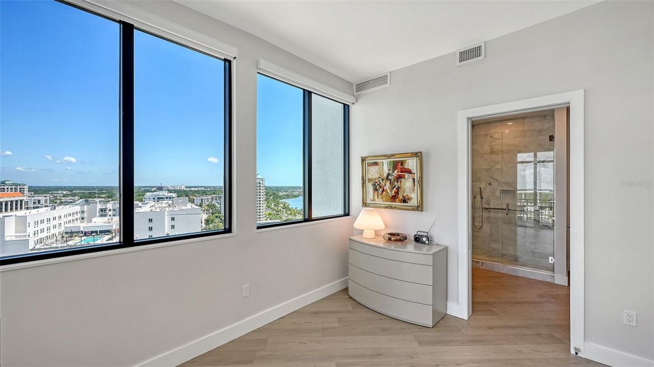 33 S Palm Avenue, Unit 1303, Sarasota, FL 34236 Photo