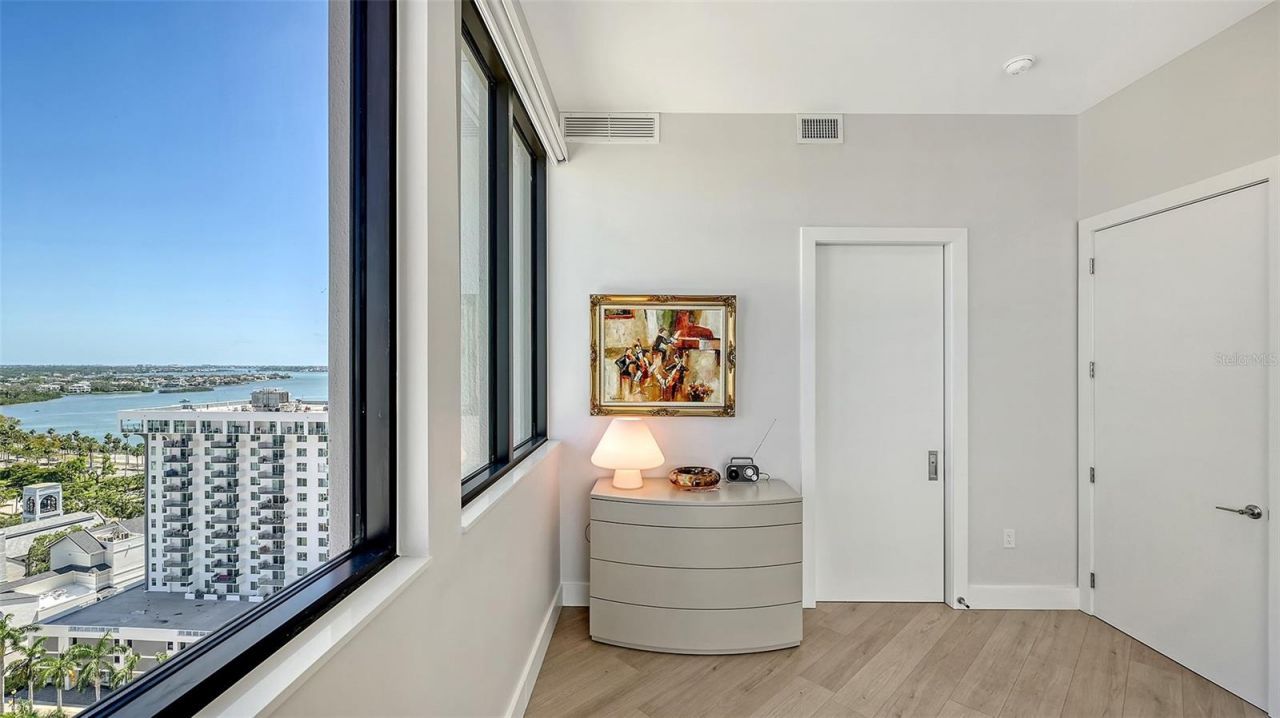 33 S Palm Avenue, Unit 1303, Sarasota, FL 34236 Photo