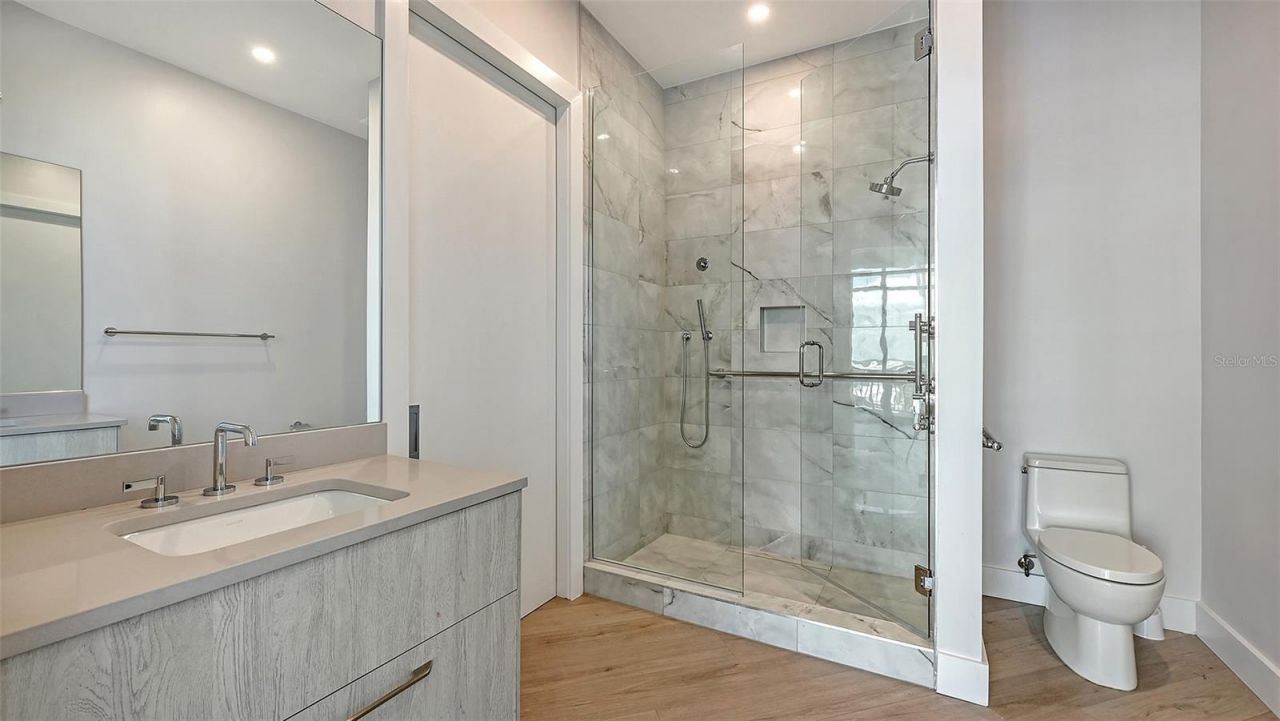 33 S Palm Avenue, Unit 1303, Sarasota, FL 34236 Photo