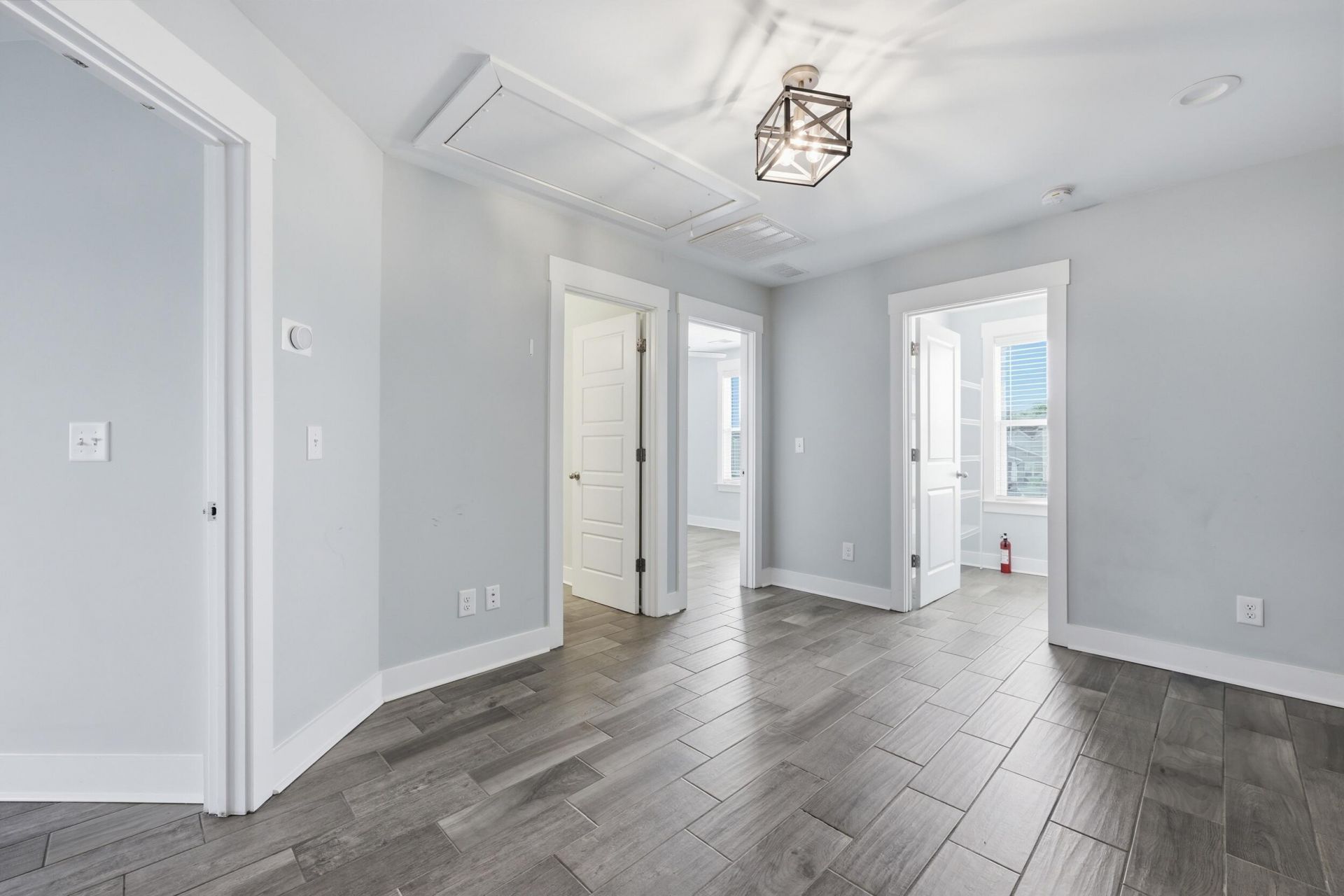 3964 Neomi Street Photo 10