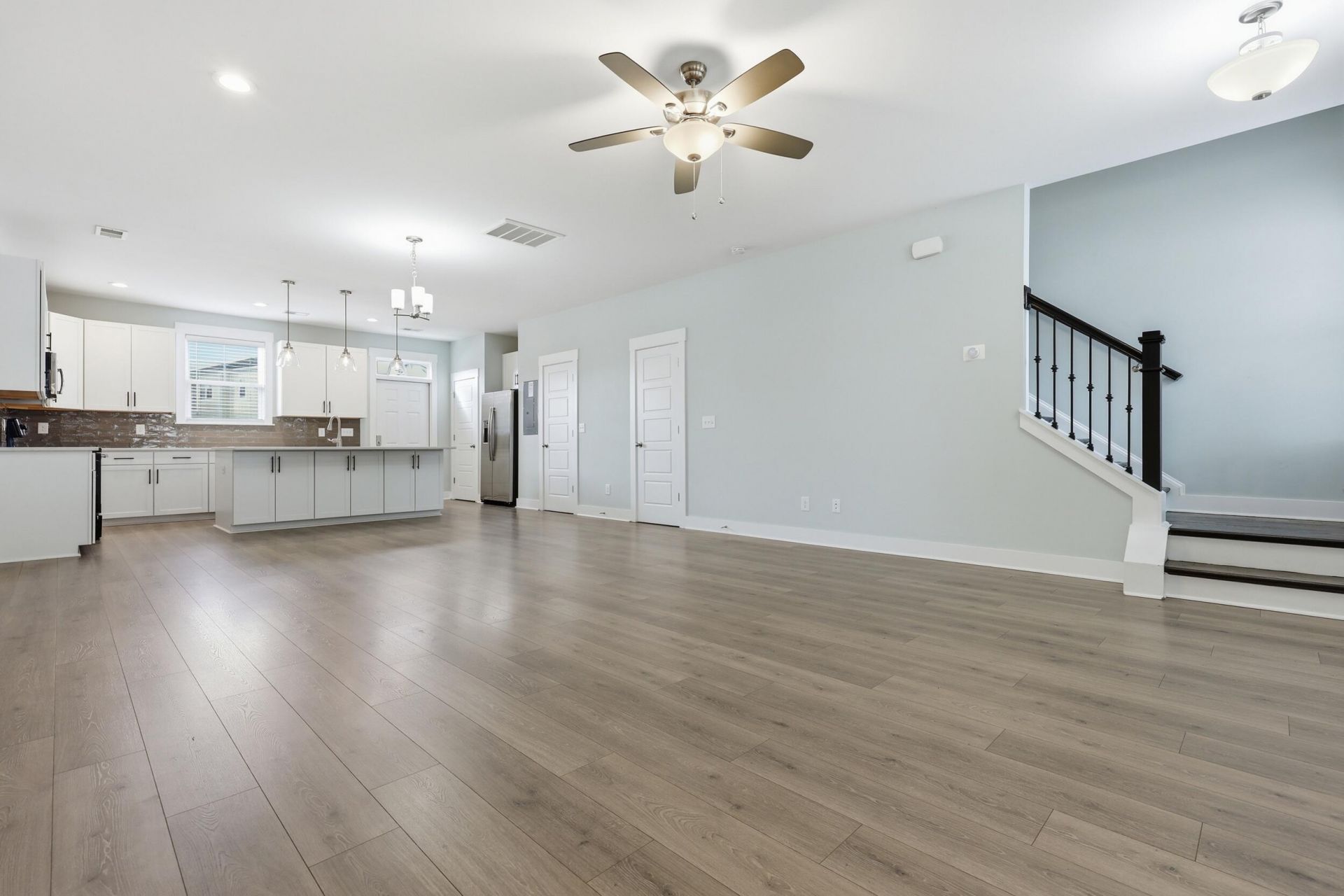 3964 Neomi Street Photo 4