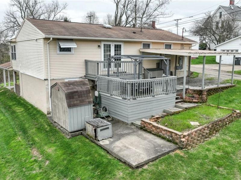 112 Cole Street, Barnesville, OH 43713 Photo 4