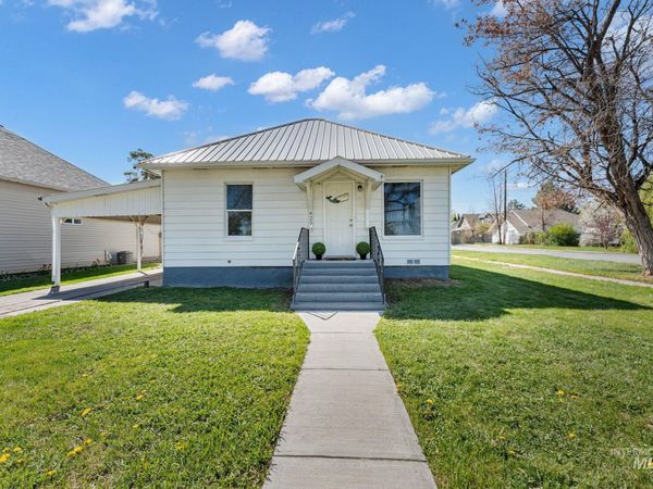 425 6th Street, Filer, ID 83328