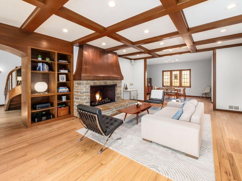 2484 Danvers Court, Columbus, OH 43220 Photo 17