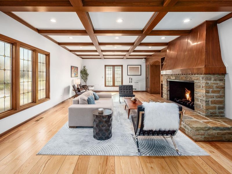 2484 Danvers Court, Columbus, OH 43220 Photo 20