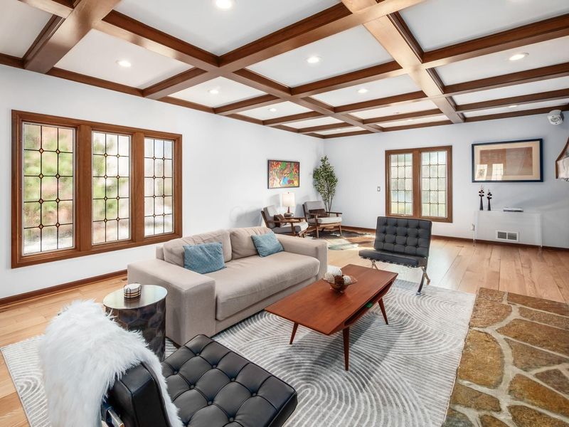 2484 Danvers Court, Columbus, OH 43220 Photo 22