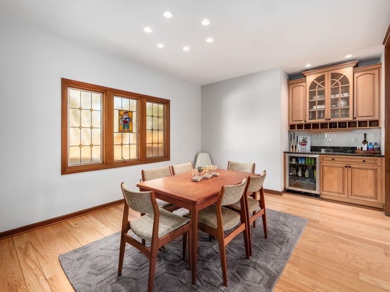 2484 Danvers Court, Columbus, OH 43220 Photo 24