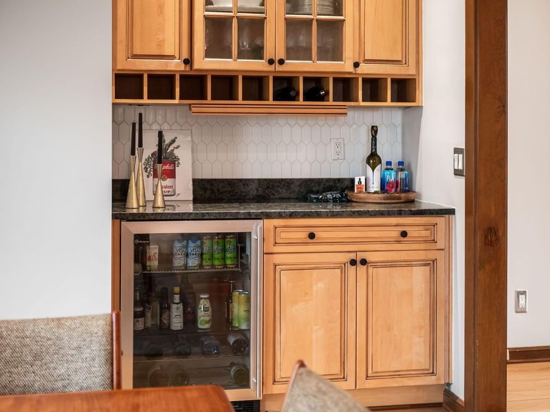 2484 Danvers Court, Columbus, OH 43220 Photo 27